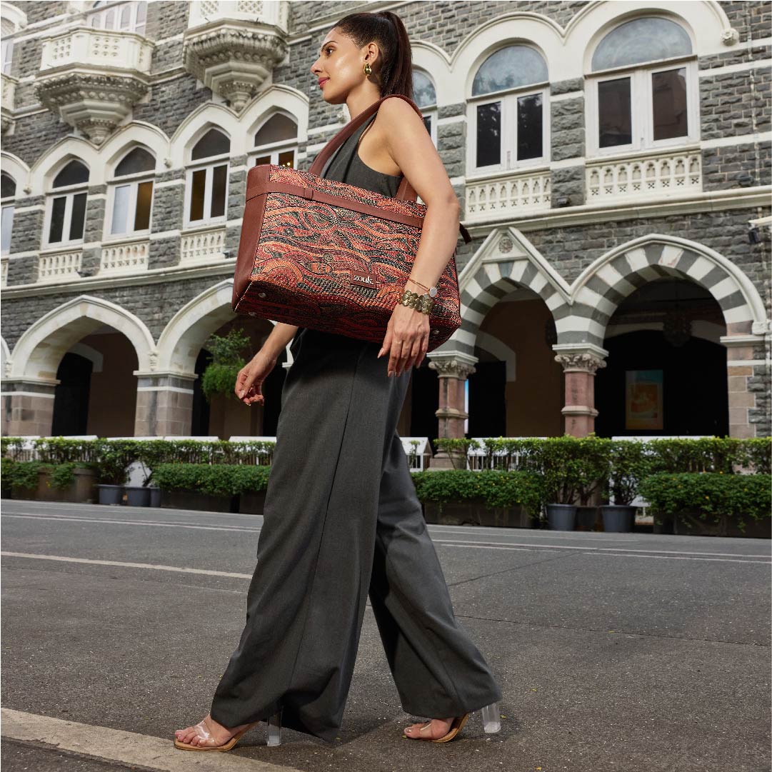 Pithora Artistry Statement Office Bag - Image 13