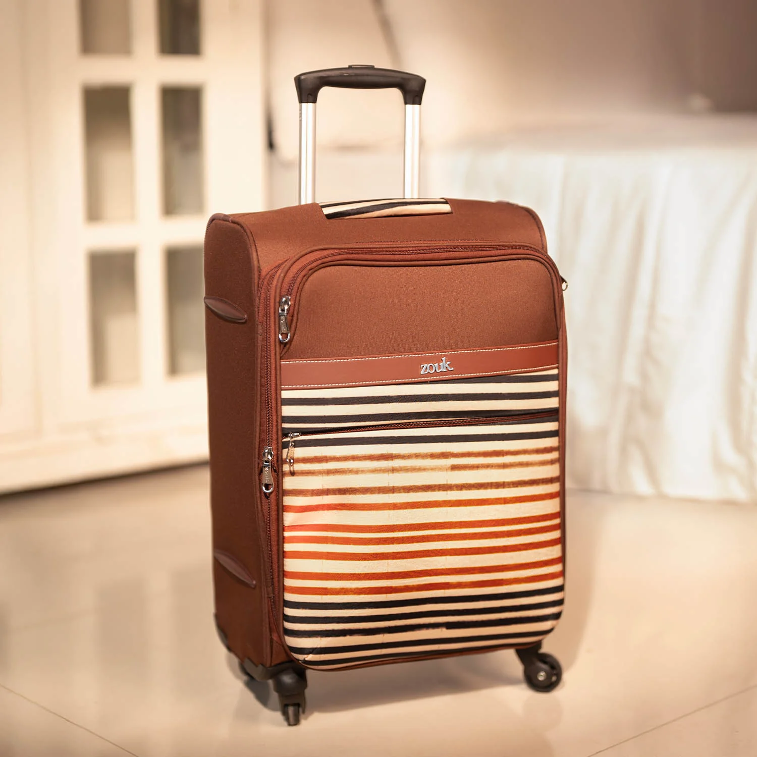 Qutub Stripes Avasa Trolley Bag (Large) - Image 11