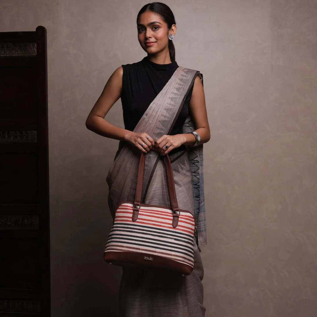 Qutub Stripes Carry All Work Bag - Image 2