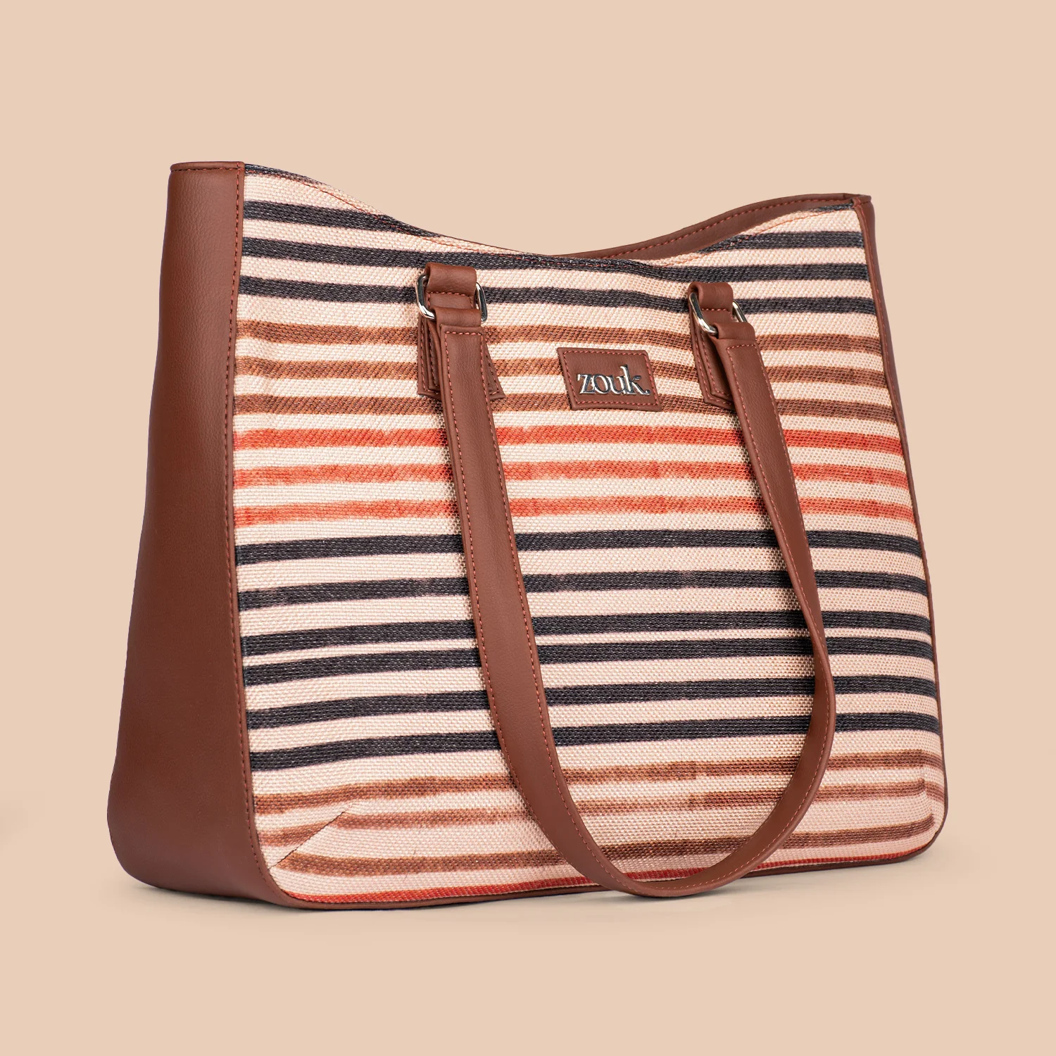 Qutub Stripes Getaway Handbag - Image 3