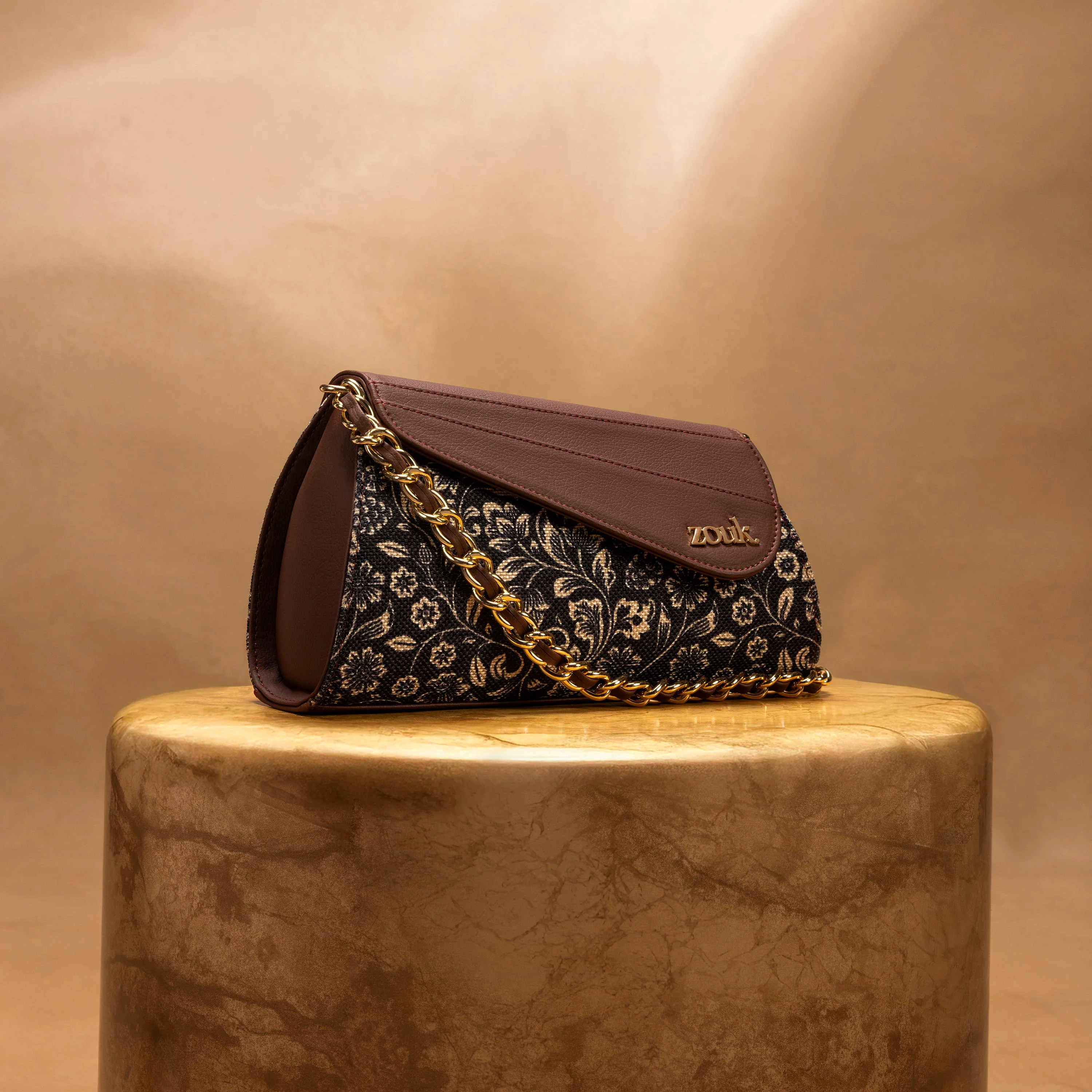 Rhea Kapoor Baguette - FloMotif
