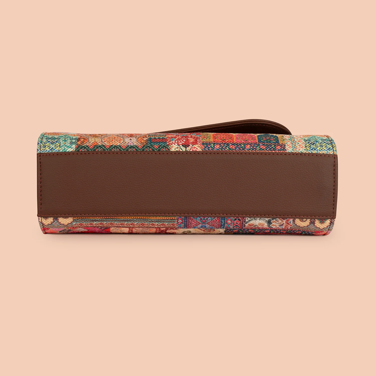 Rhea Kapoor Baguette - Kutch Gamthi - Image 9