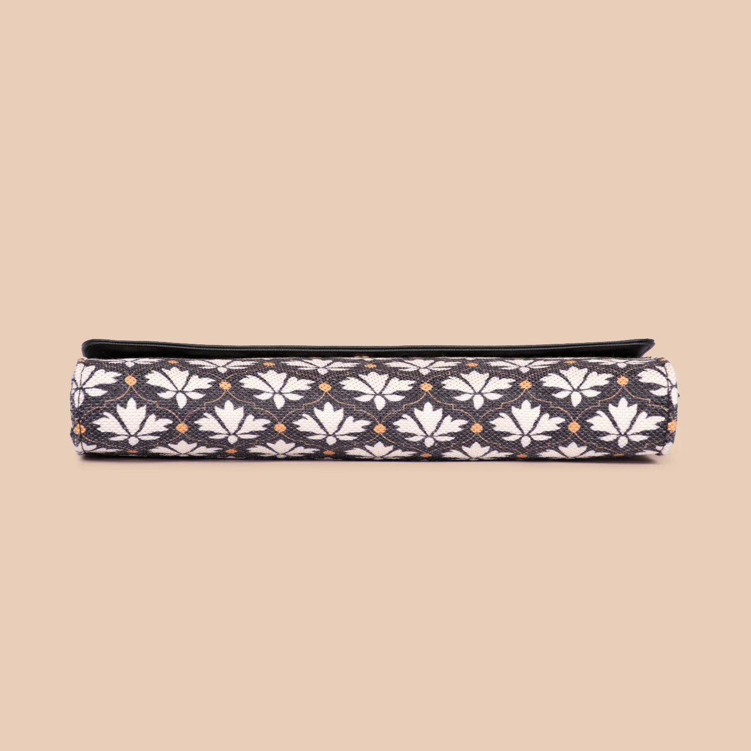 Rhea Kapoor Clutch - Bidri Kaiser - Image 9