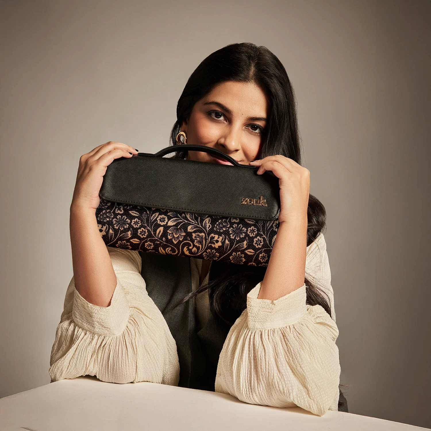 Rhea Kapoor Clutch - FloMotif - Image 2