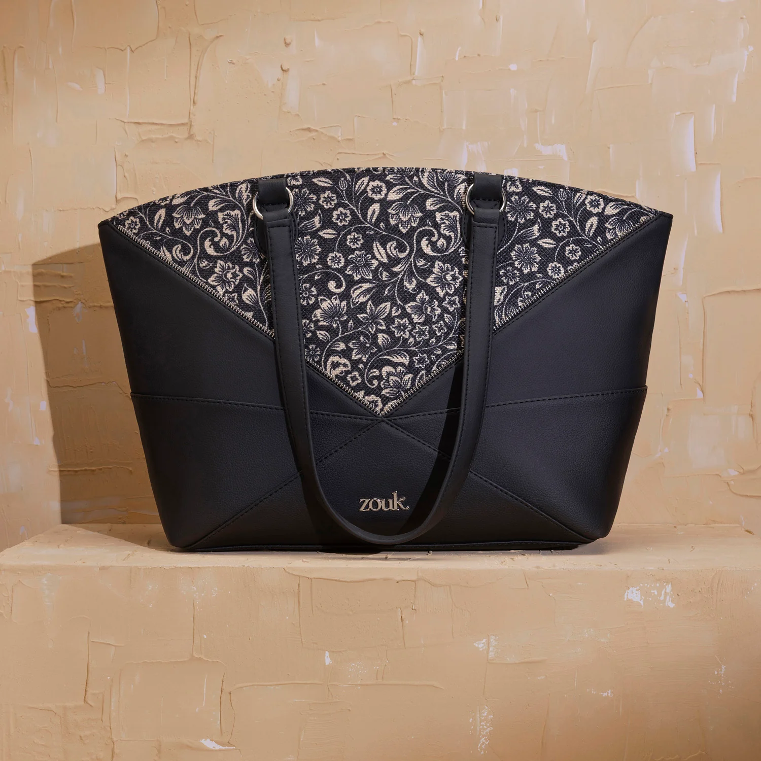 Rhea Kapoor Tote Bag - FloMotif - Image 3