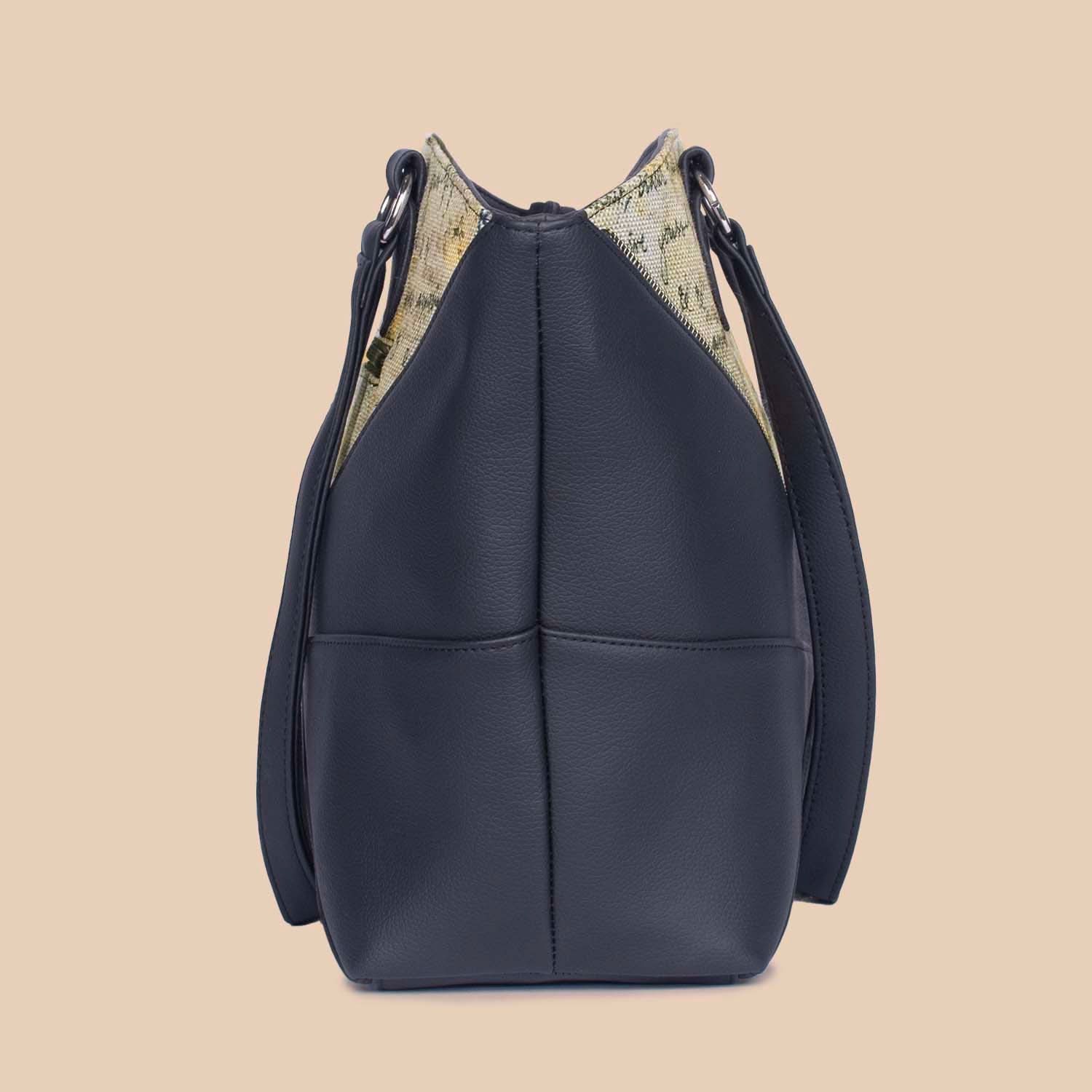 Rhea Kapoor Tote Bag - With Love, Rhea - Image 8