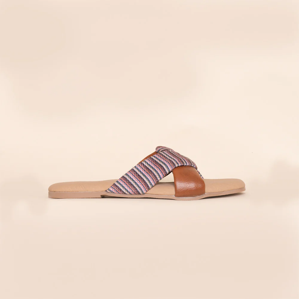 Rohtang Stripes Cross Sliders - Image 9