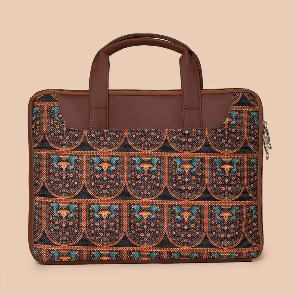 Royal Indian Peacock Motif L-Zippered Laptop Sleeve - Image 3