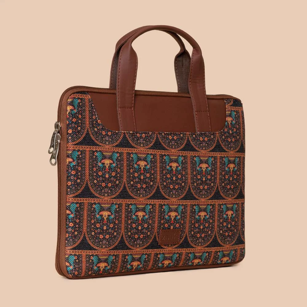 Royal Indian Peacock Motif L-Zippered Laptop Sleeve - Image 4