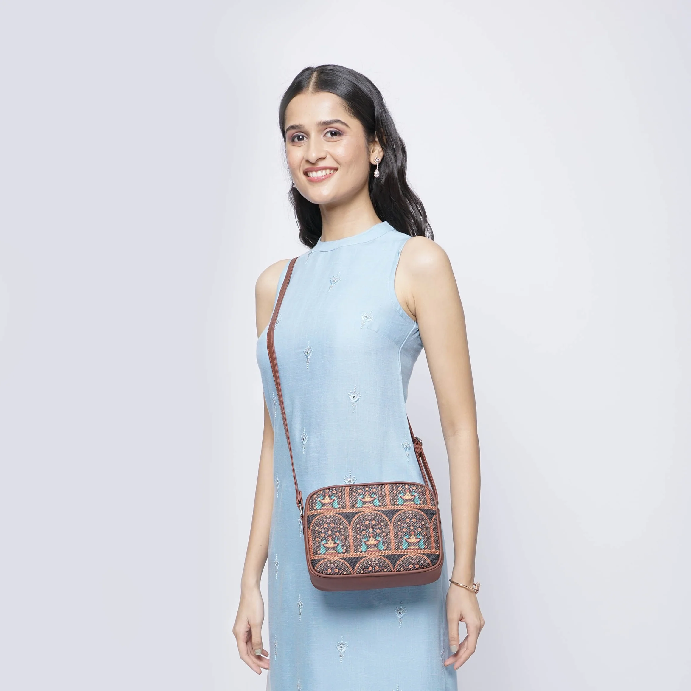 Royal Indian Peacock Motif Sling Bag - Image 2