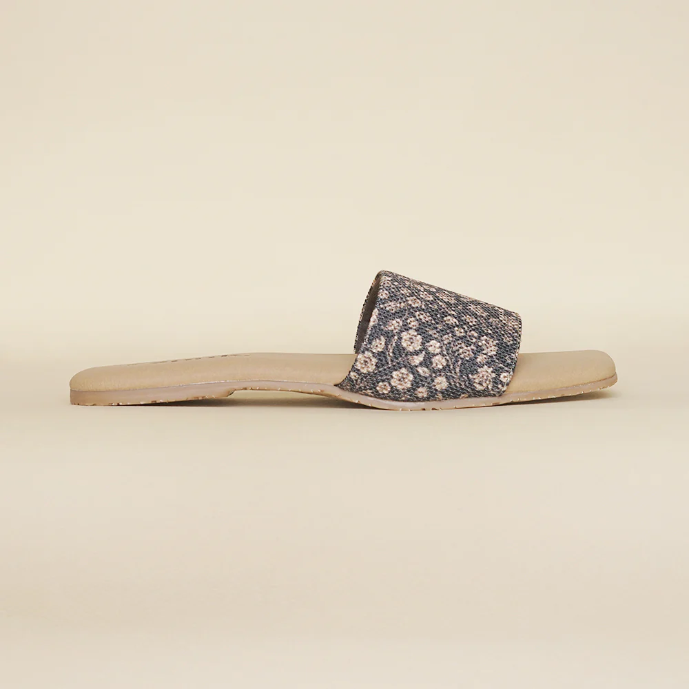 Sanjan Jaali Casual Flats - Image 11