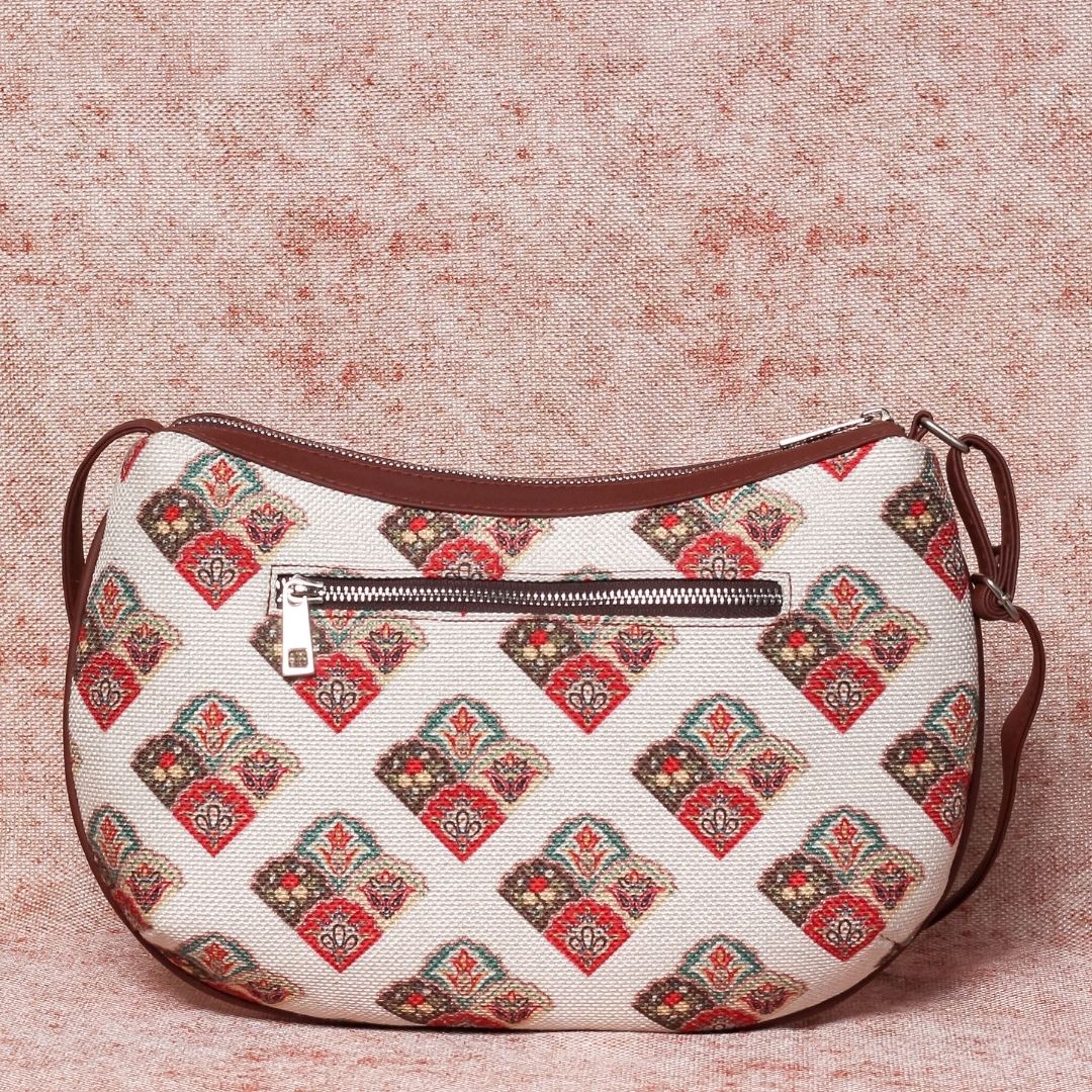 SeaShell Motif White Structured Shoulder Bag - Image 4