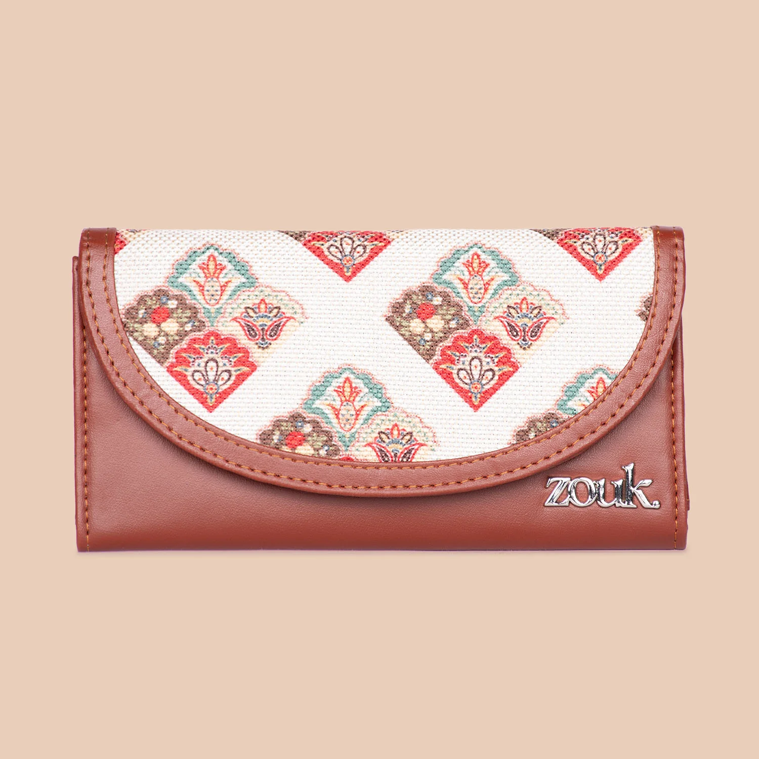 Seashell Motif White Kyra Flap Wallet - Image 3