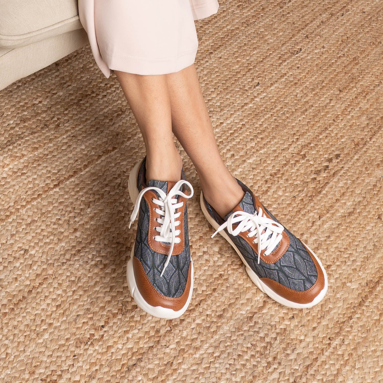 Shalimar Qila Casual Sneaker - Image 12