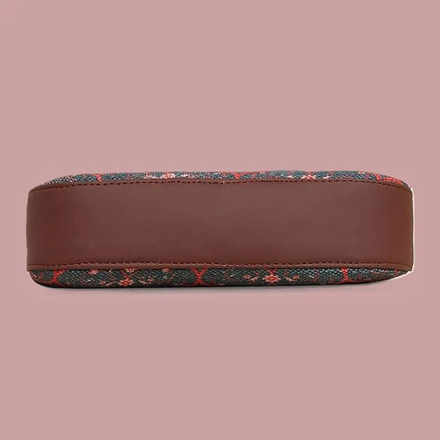 Sheesh Mahal Jaali Motif Baguette - Image 4