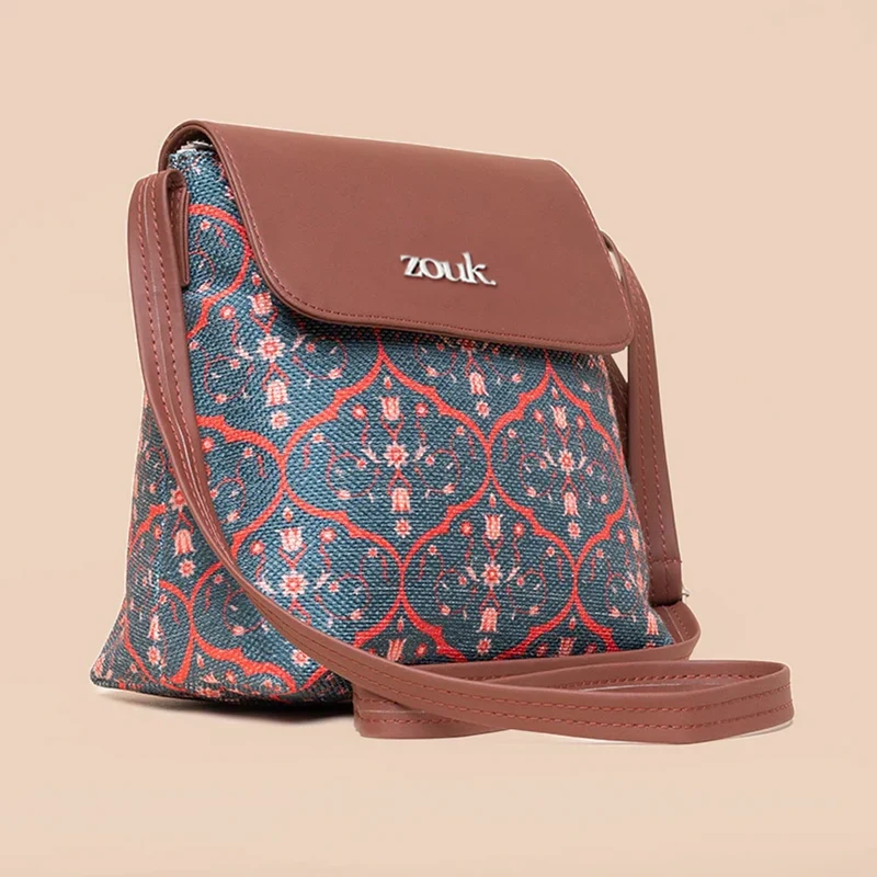 Sheesh Mahal Jaali Motif Flap Sling Bag - Image 4