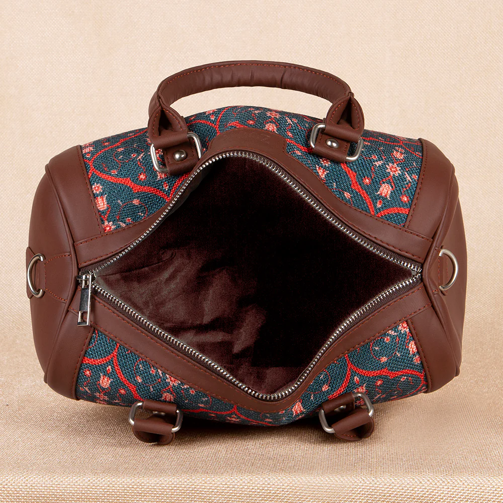 Sheesh Mahal Jaali Motif Handbag - Image 4