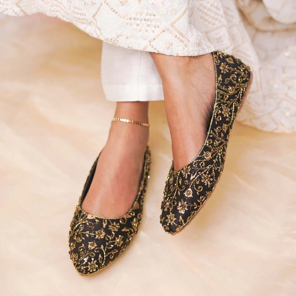 Srinagar Regals Embellished Bellies