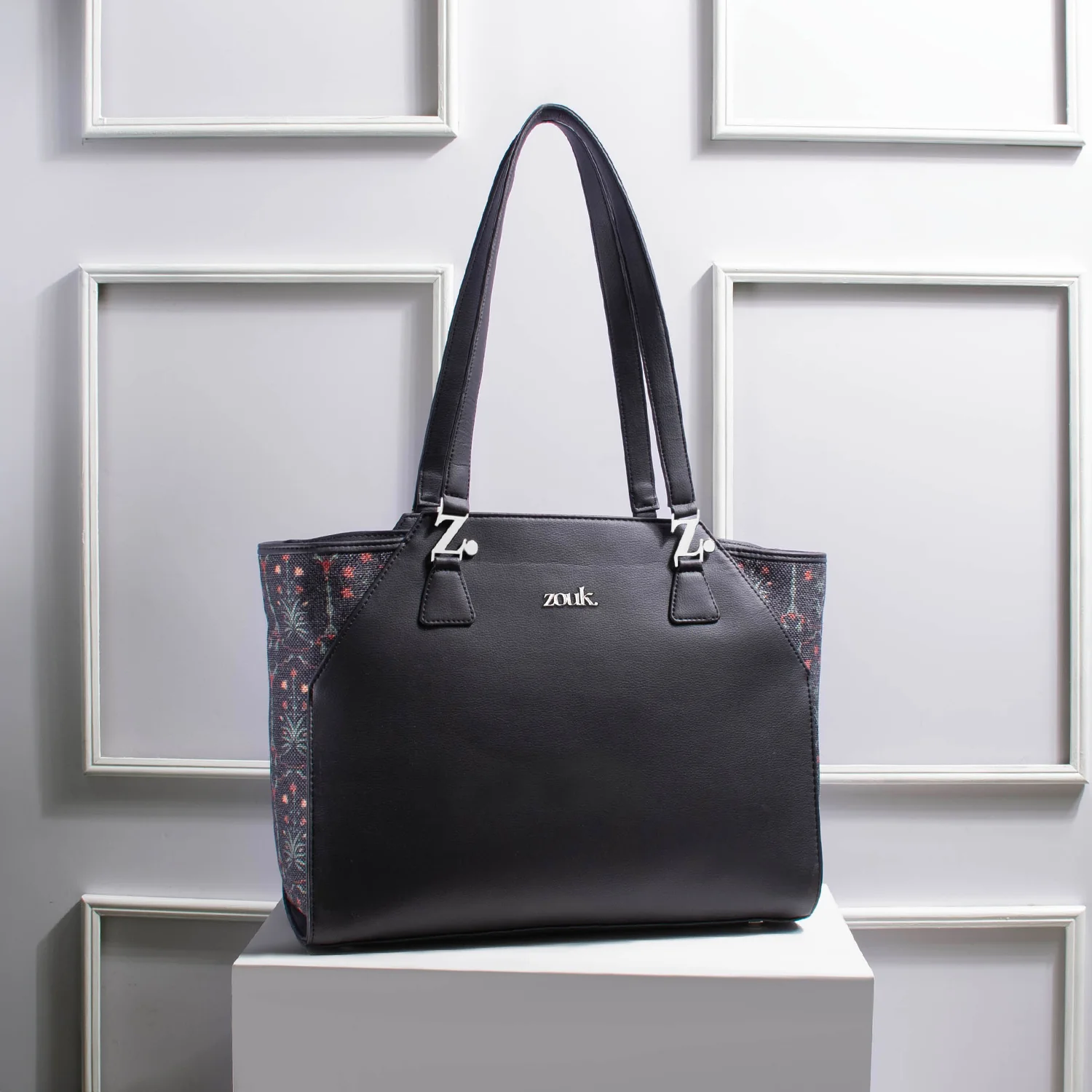 Taj Guldasta Classic Business Bag