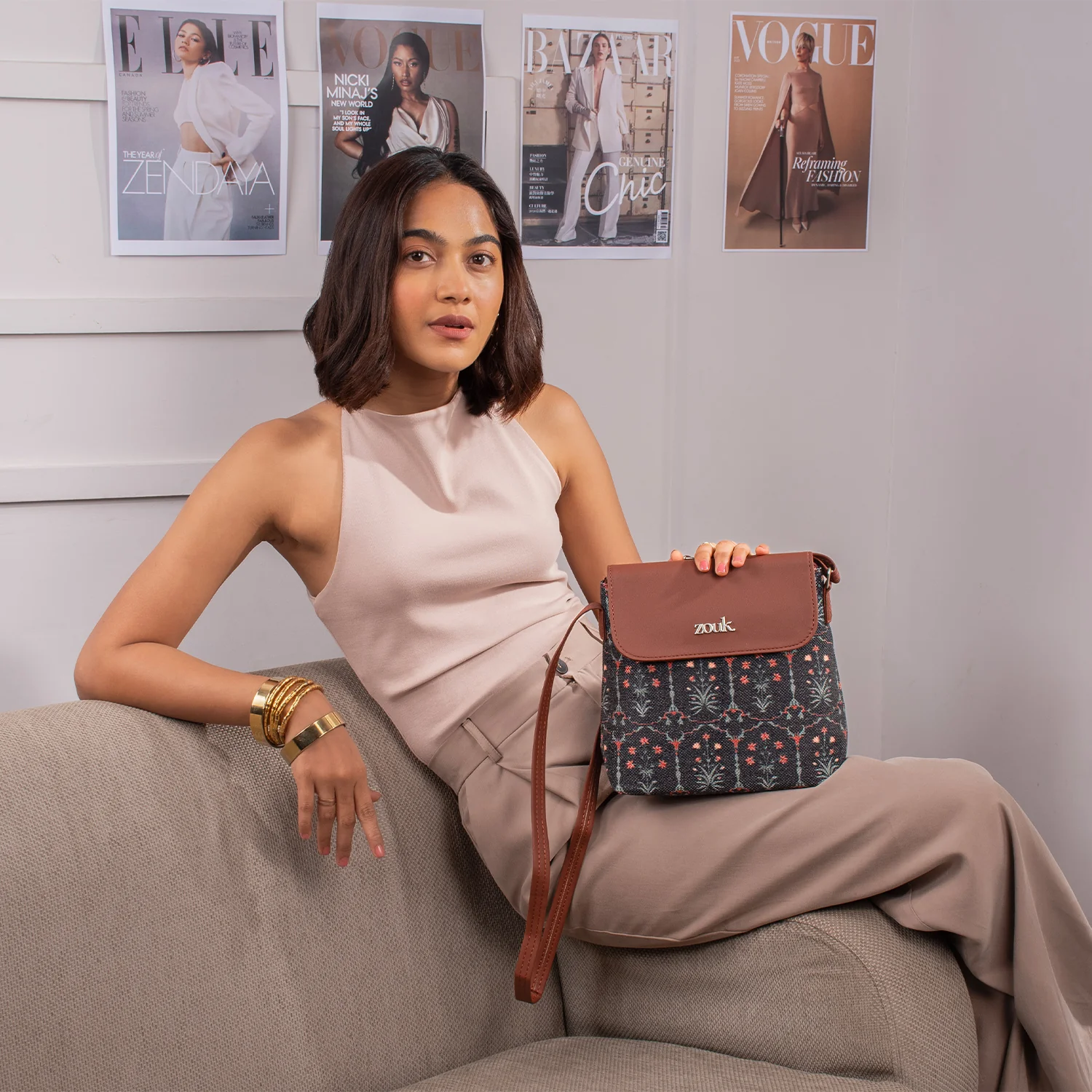 Taj Guldasta Flap Sling Bag - Image 2