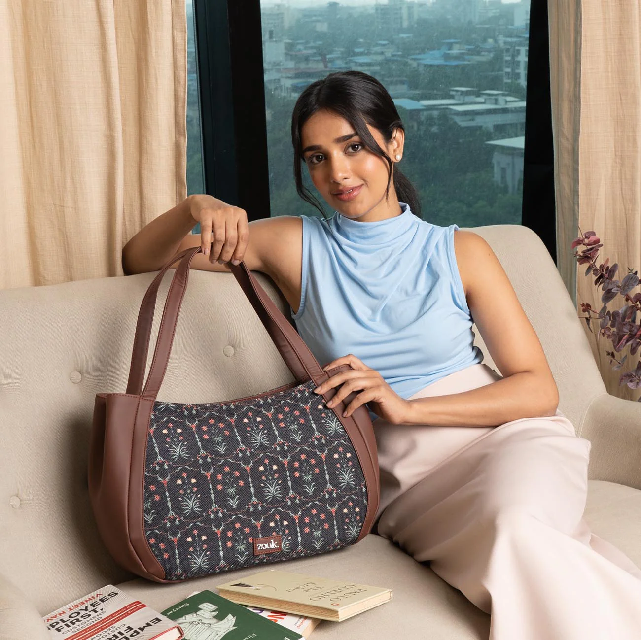 Taj Guldasta Luna Handbag - Image 2
