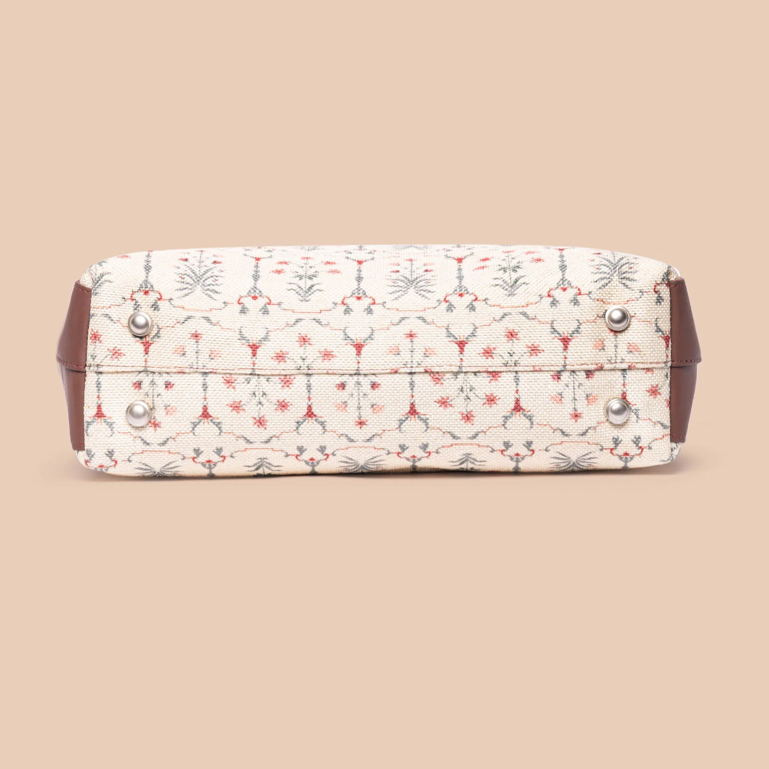 Taj Nakashi Side Tote Bag - Image 6