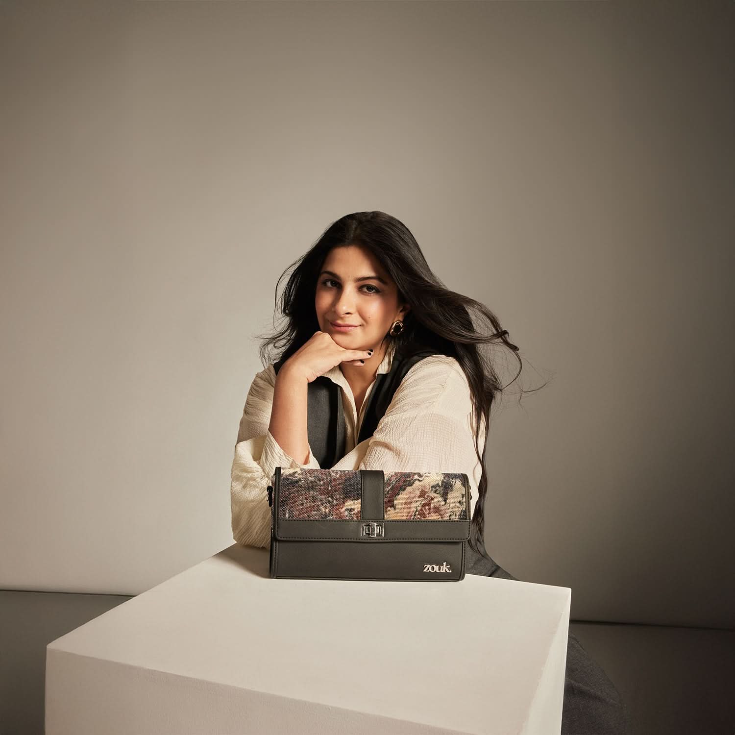 Rhea Kapoor Tarini Clutch - Malabar Cascades - Image 2