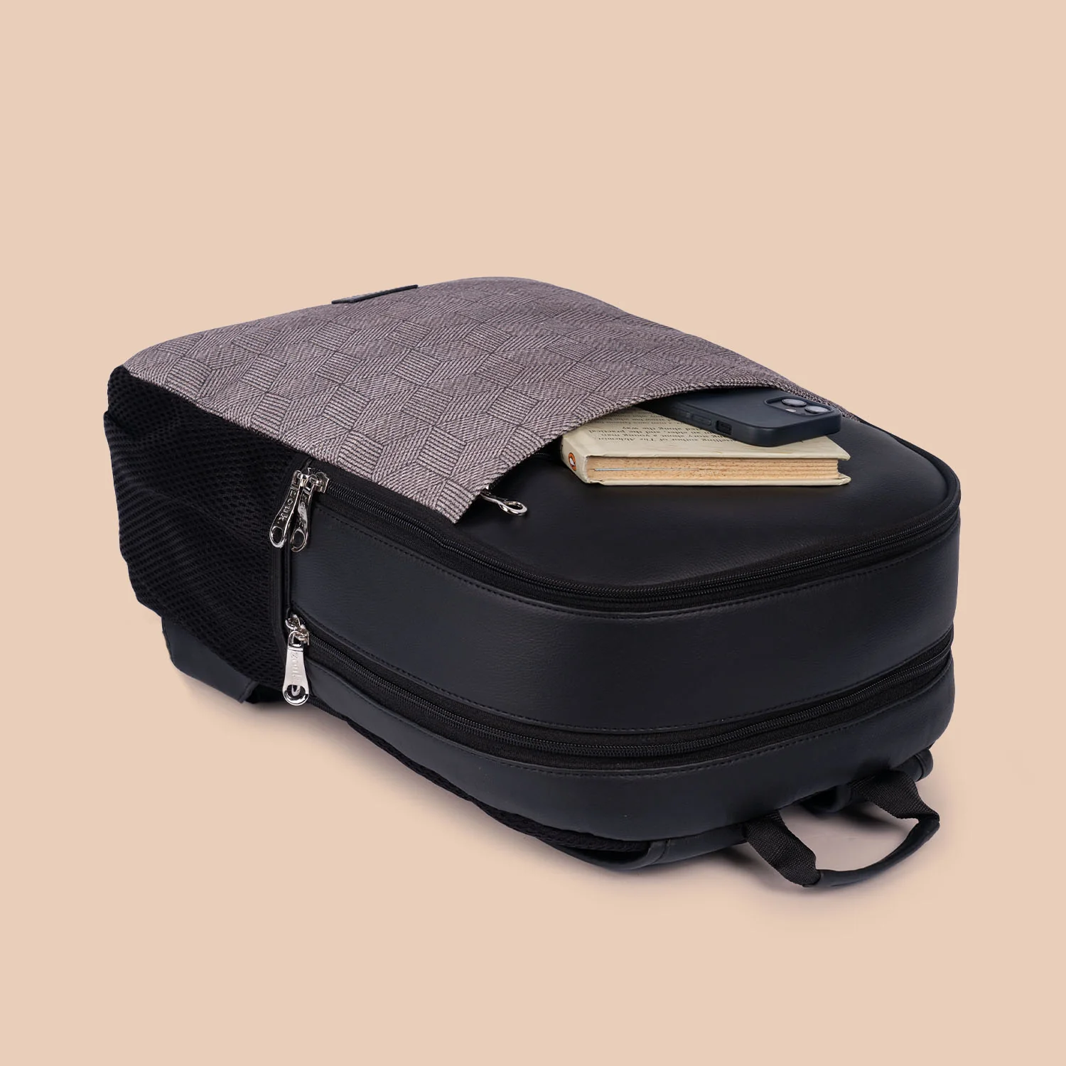 Travancore Texture Men's Statement Backpack - Image 8