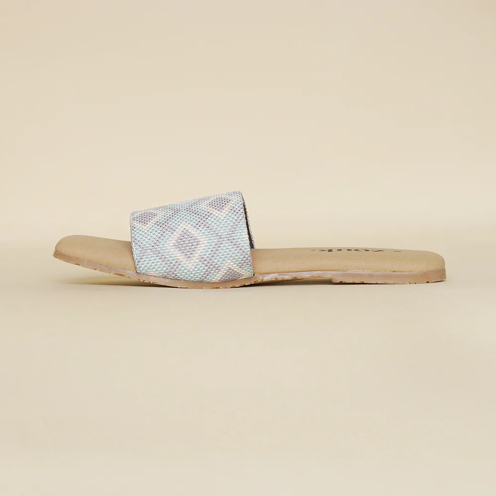 Umaid Diamond Casual Flats - Image 10