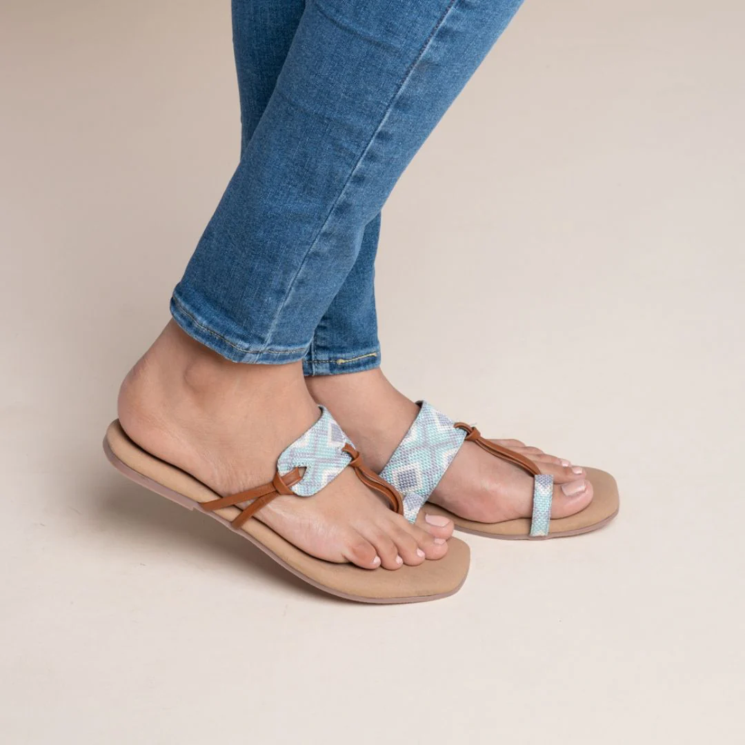 Umaid Diamond Women's Chappals - Image 7