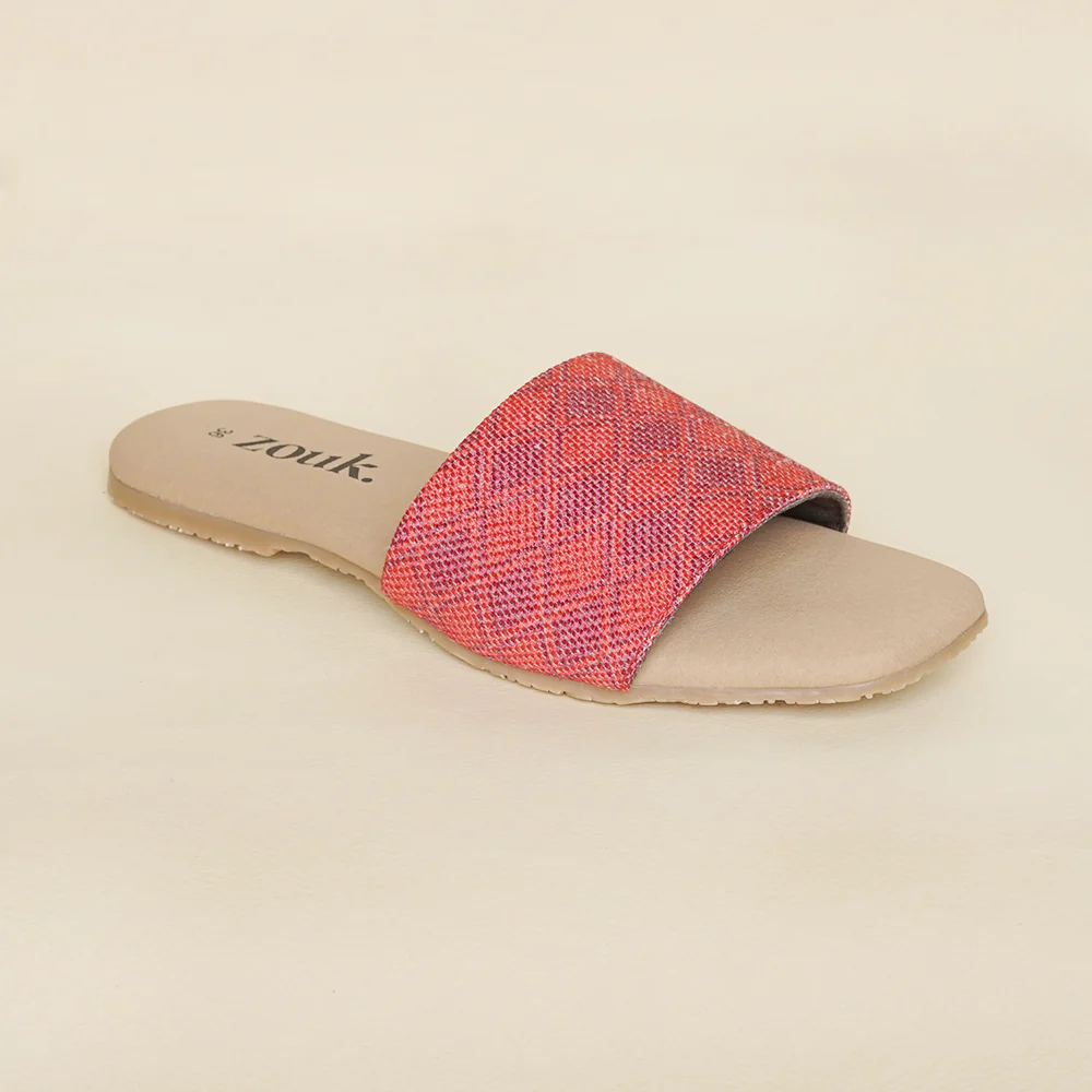 Wadiyar Diamond Casual Flats - Image 8