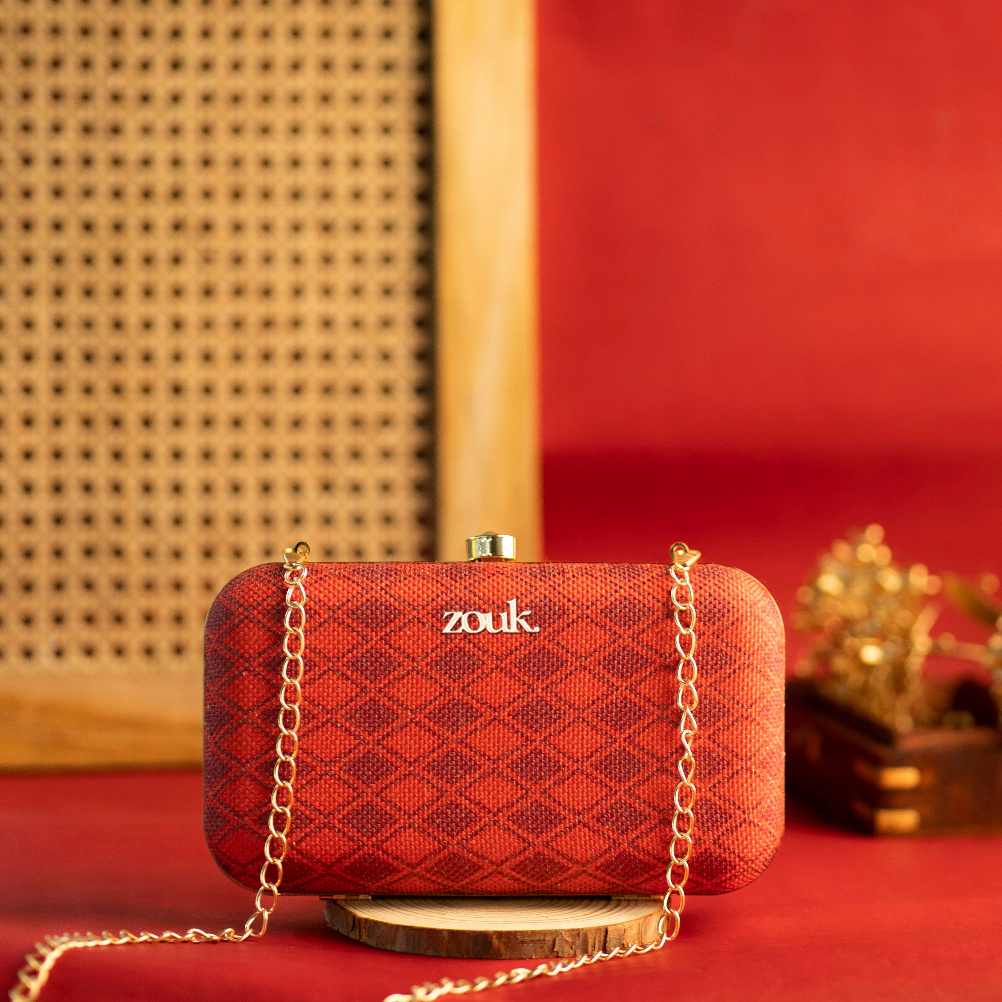 Wadiyar Diamond Clutch