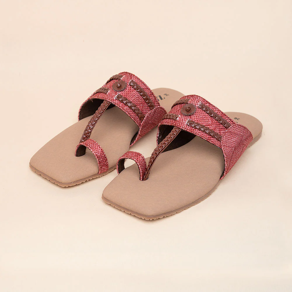 Wadiyar Qila Braided Kolhapuri Chappal - Image 7