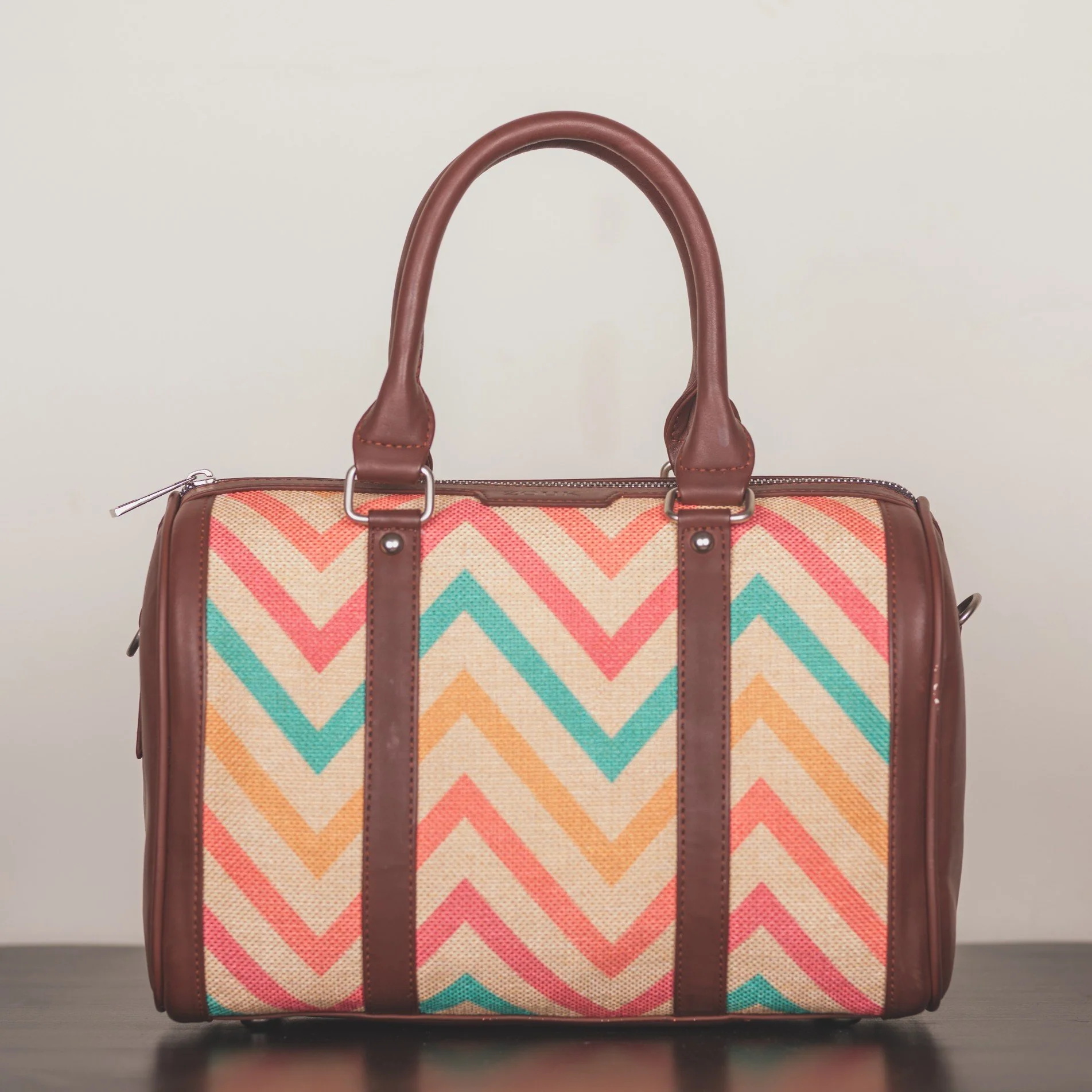 WavBeach - Handbag & Chain Wallet Combo - Image 2