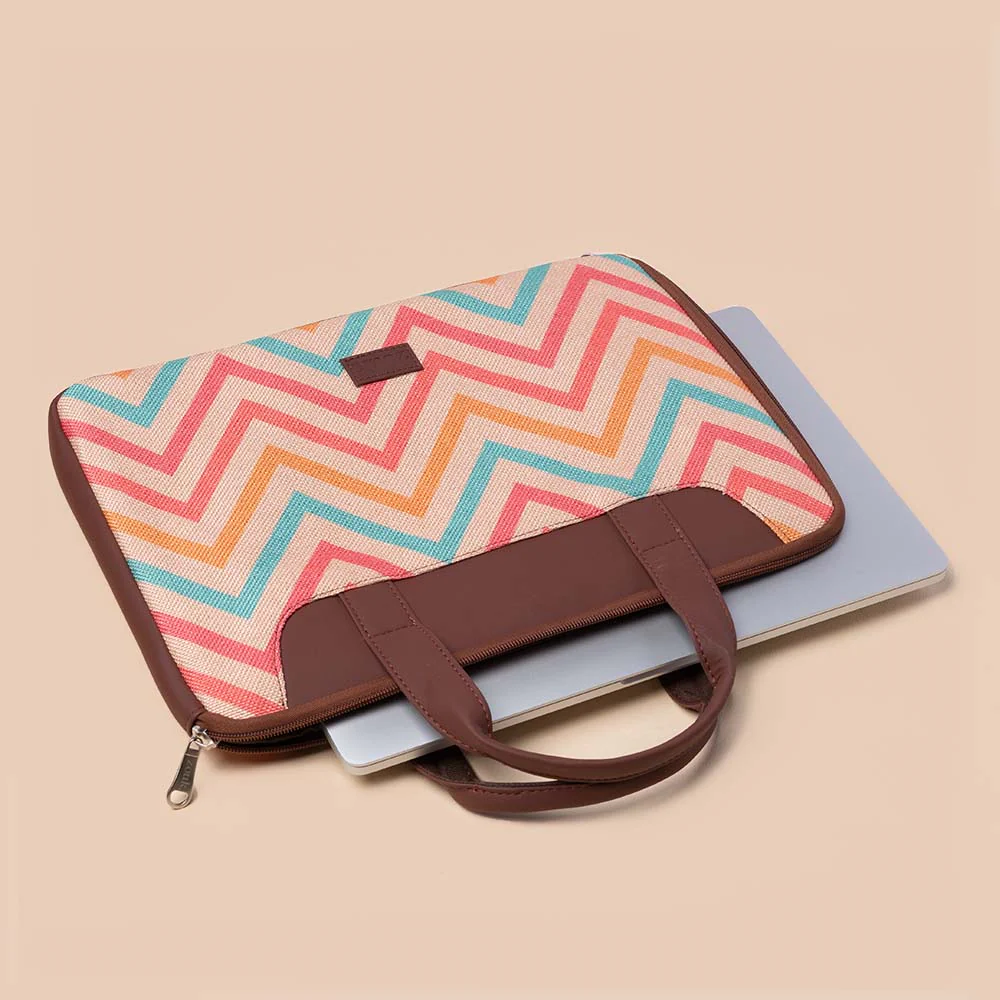WavBeach L-Zippered Laptop Sleeve - Image 6
