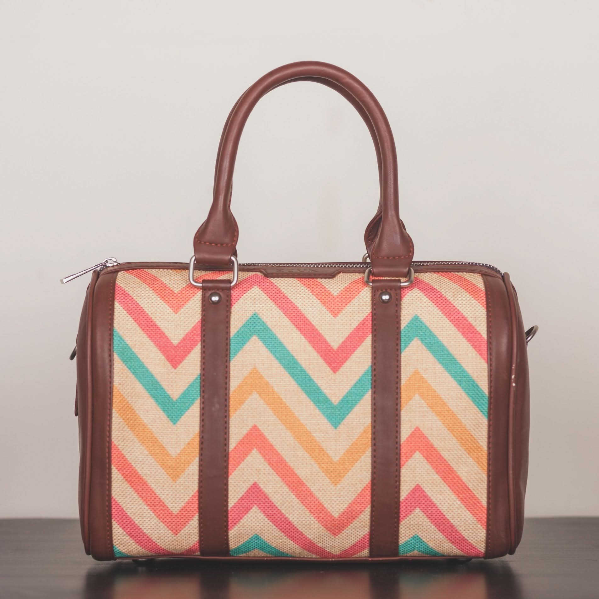 WavBeach & Paisley Print - Handbag & Chain Wallet Combo