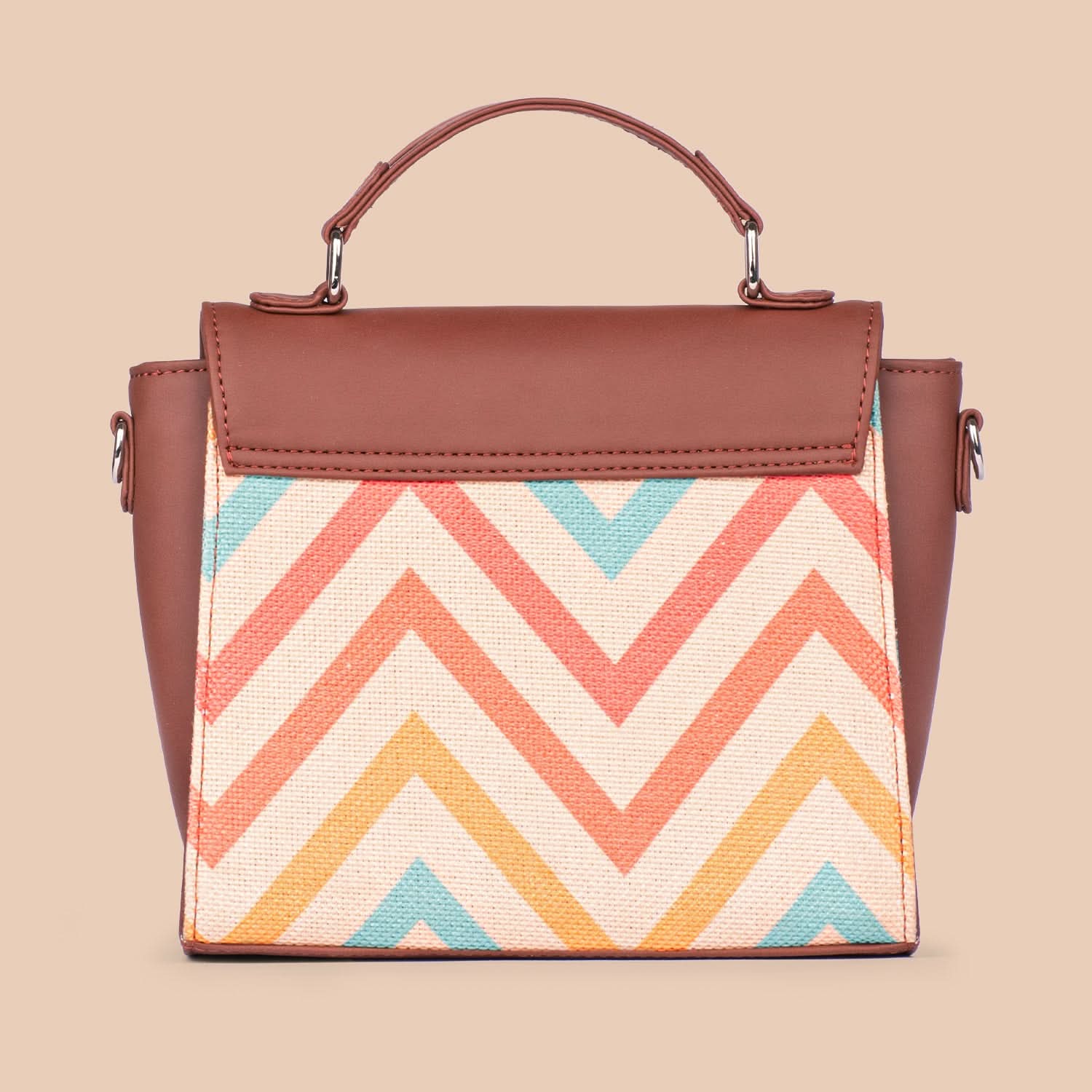 WavBeach Statement Sling Bag - Image 4