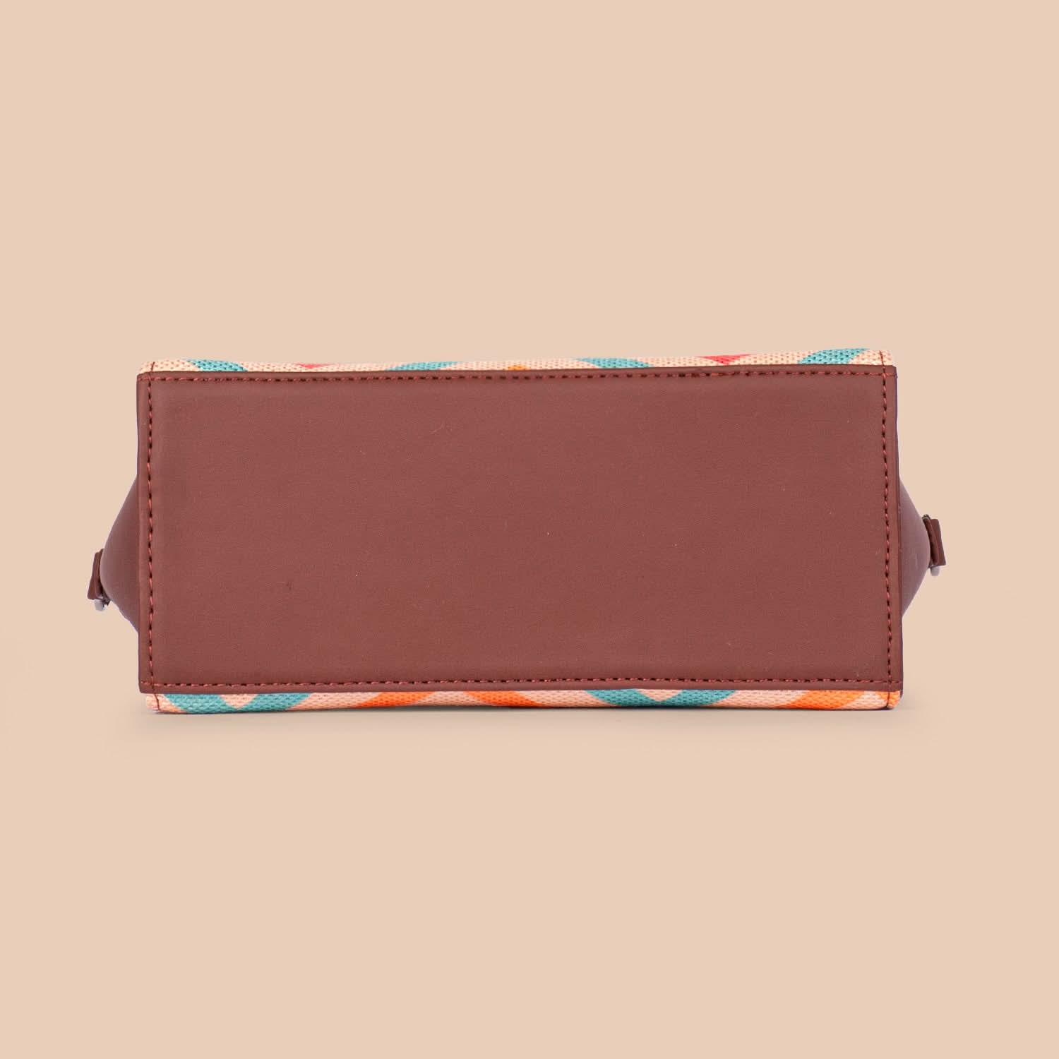 WavBeach Statement Sling Bag - Image 6