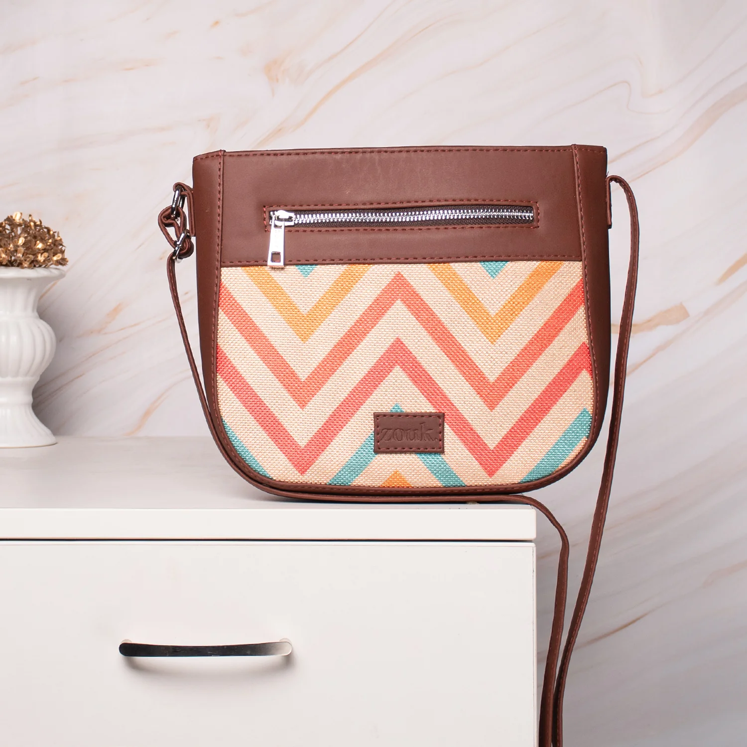 WavBeach U-Shaped Sling Bag - Image 2
