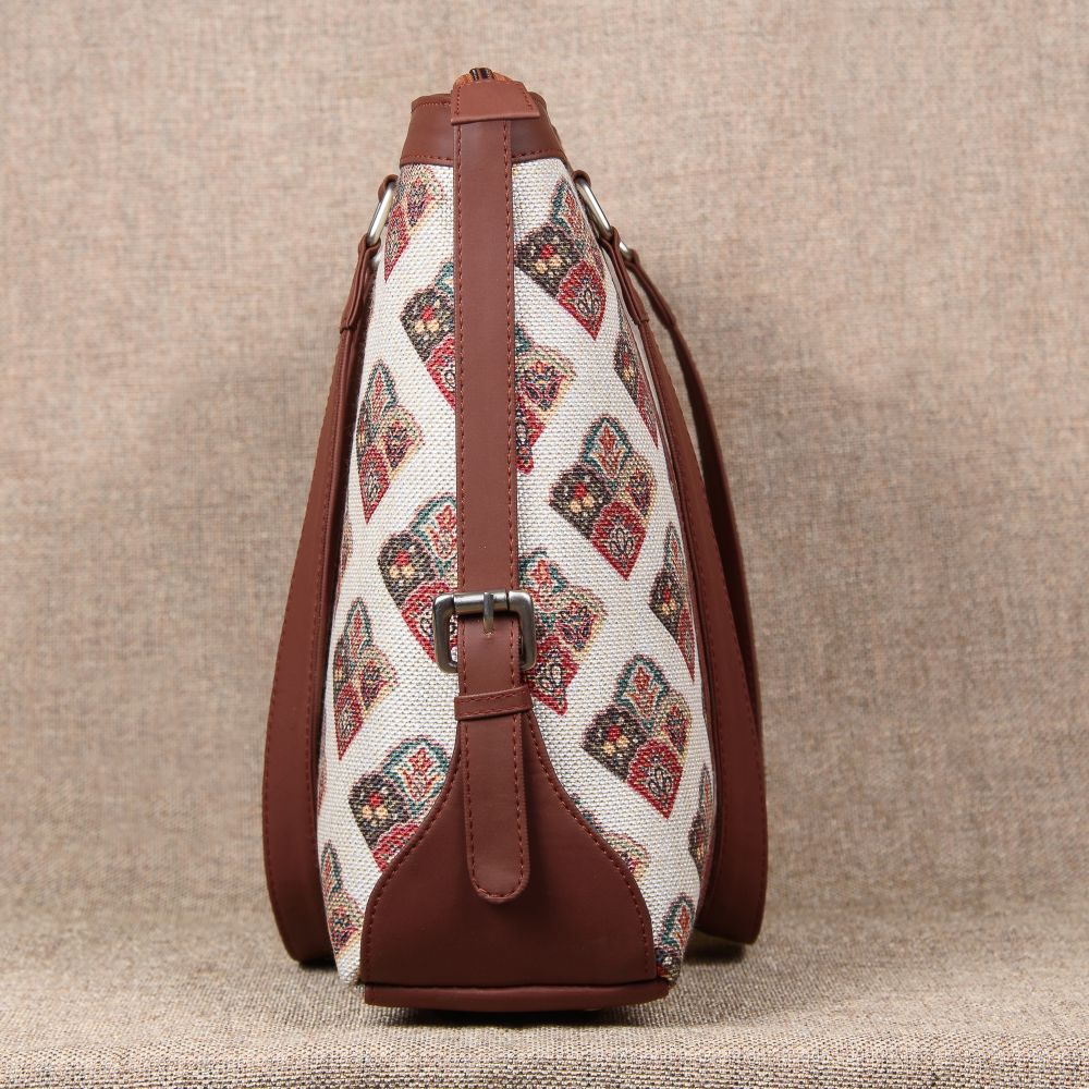 Seashell Motif White Women's Office Bag - Image 3