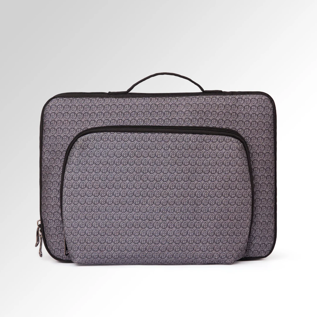 Zanskar Zenith Signature Laptop Sleeve - 15.6inch (Black) - Image 2
