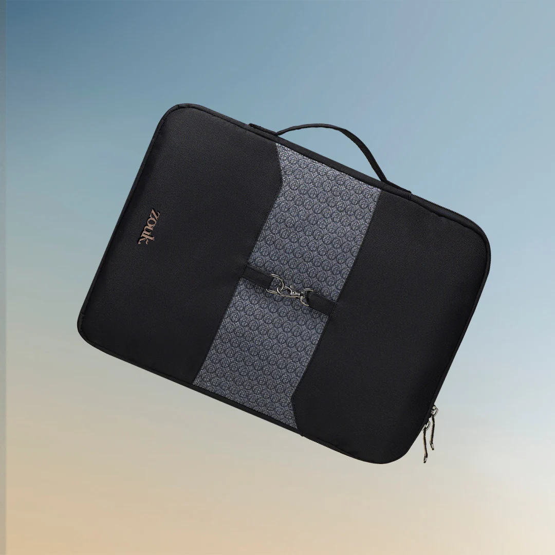 Zanskar Zenith Signature Laptop Sleeve - 15.6inch (Black) - Image 7