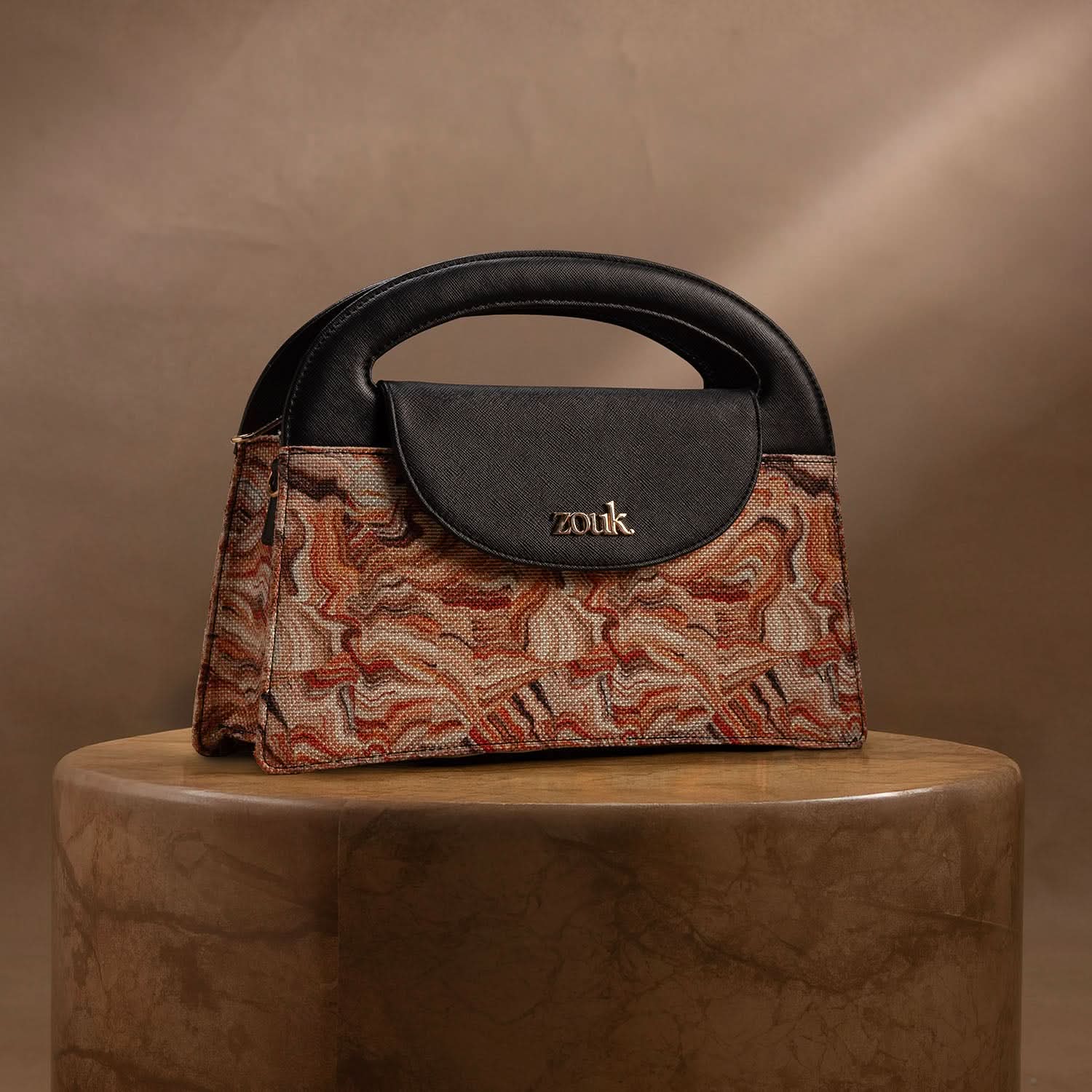 Rhea Kapoor Ziya Sling Bag - Nicobar Coral