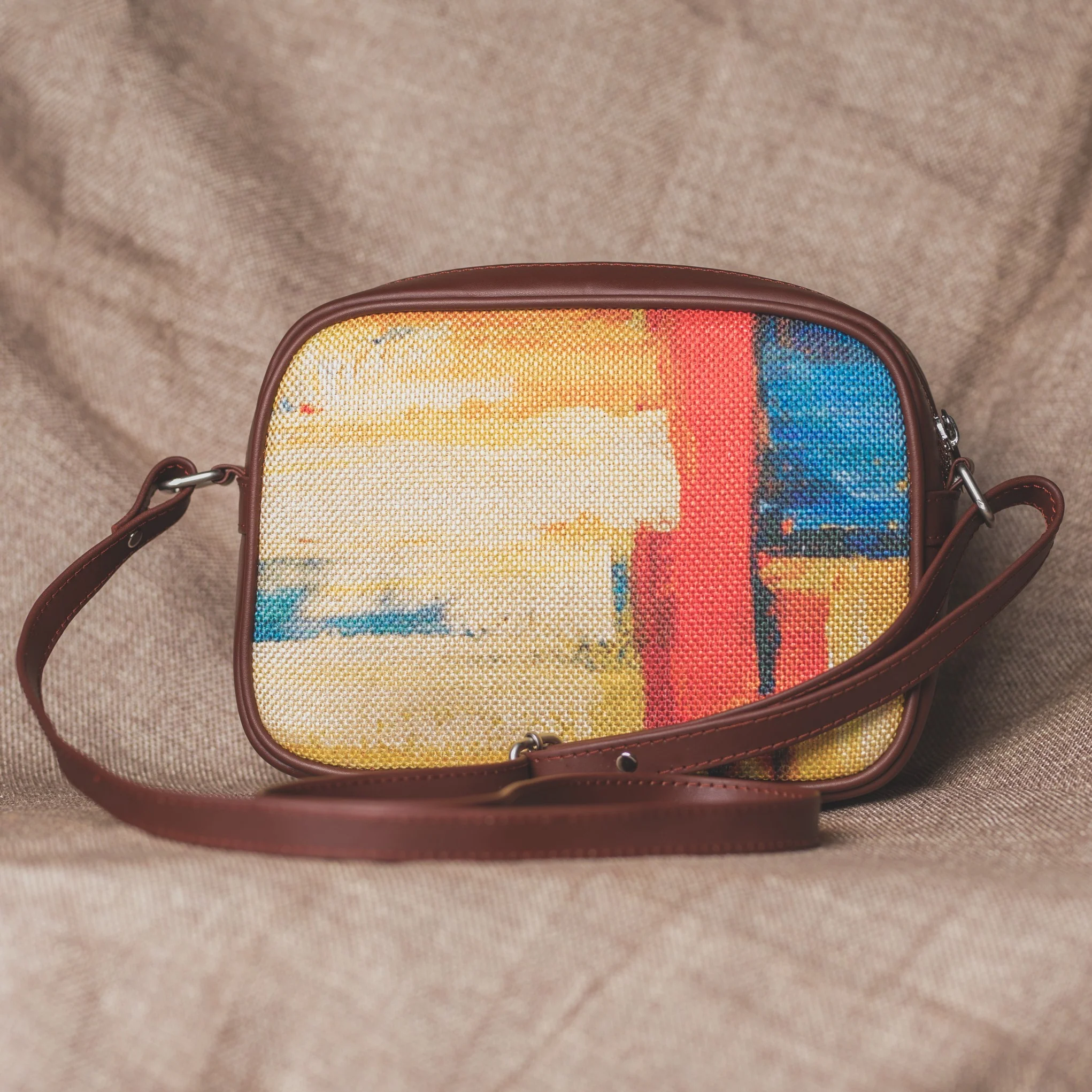 Abstract Amaze Sling Bag - Image 2