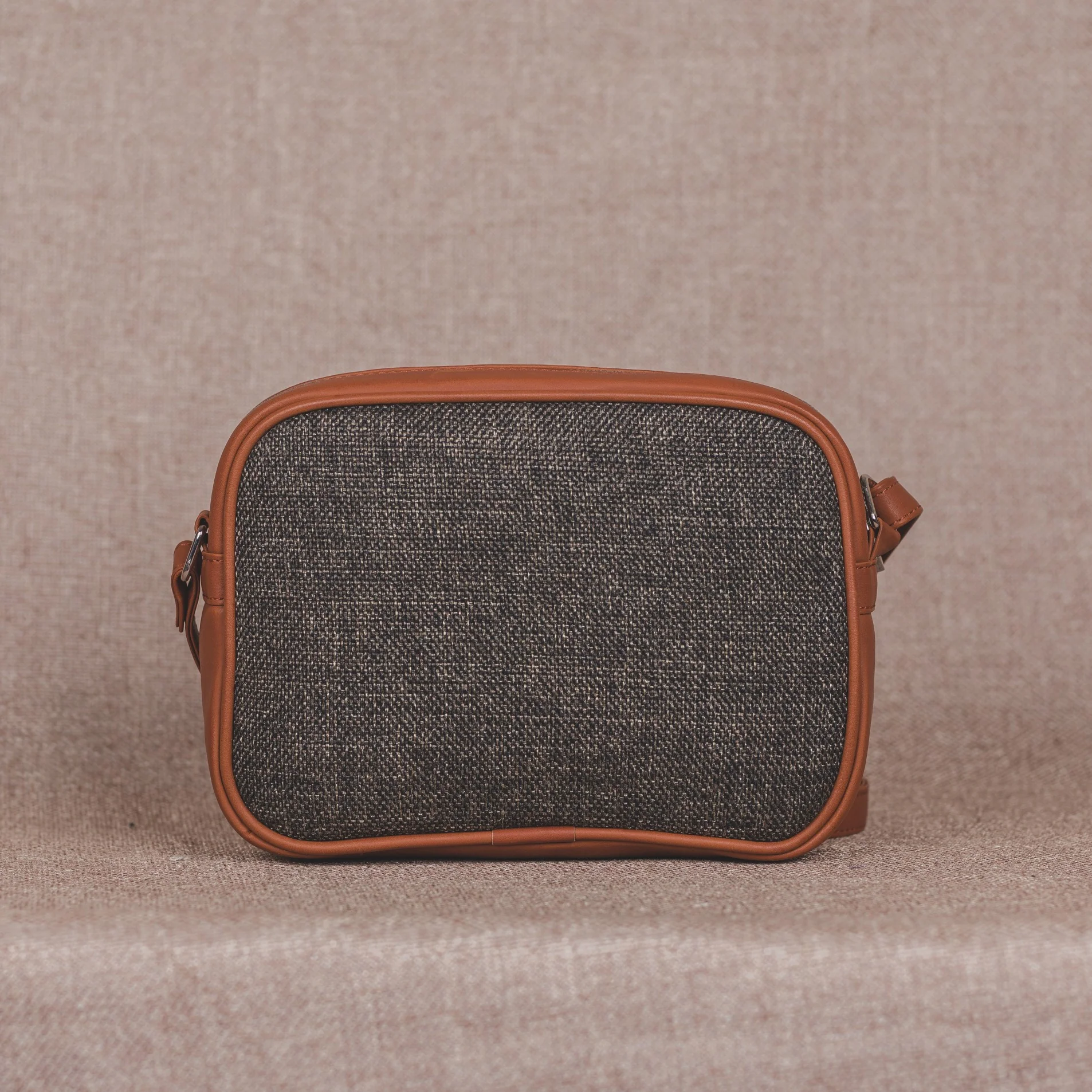Bristel Sling Bag