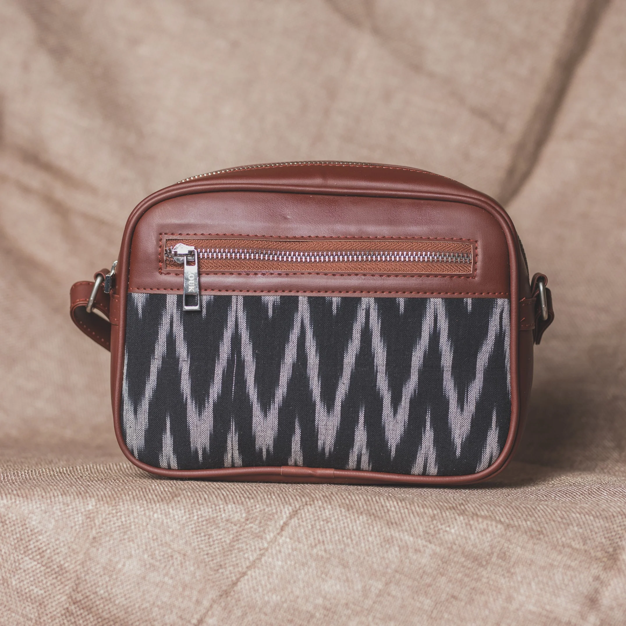 Ikat Wave Sling Bag - Image 3